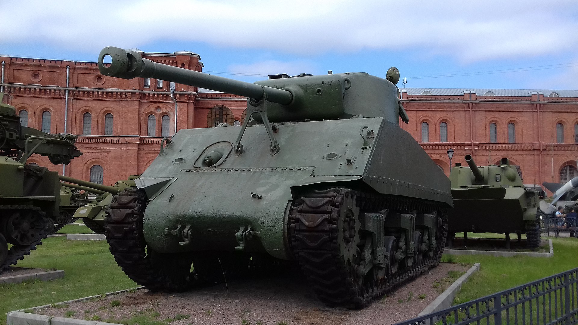 M4A2(76)